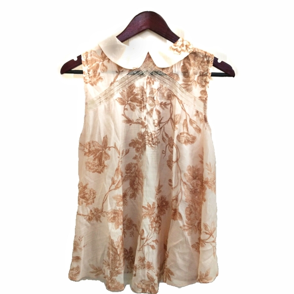 LC button down blouse - Picture 2 of 4